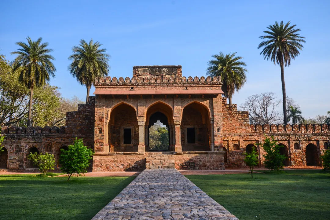 isa khan's gateway