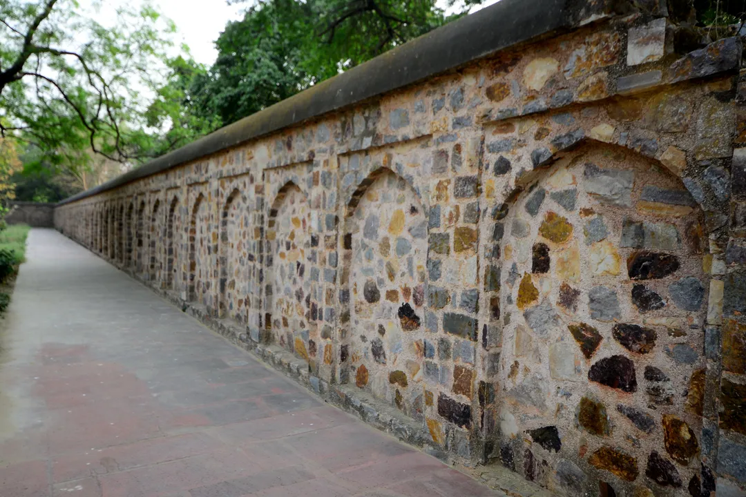Enclosure Walls